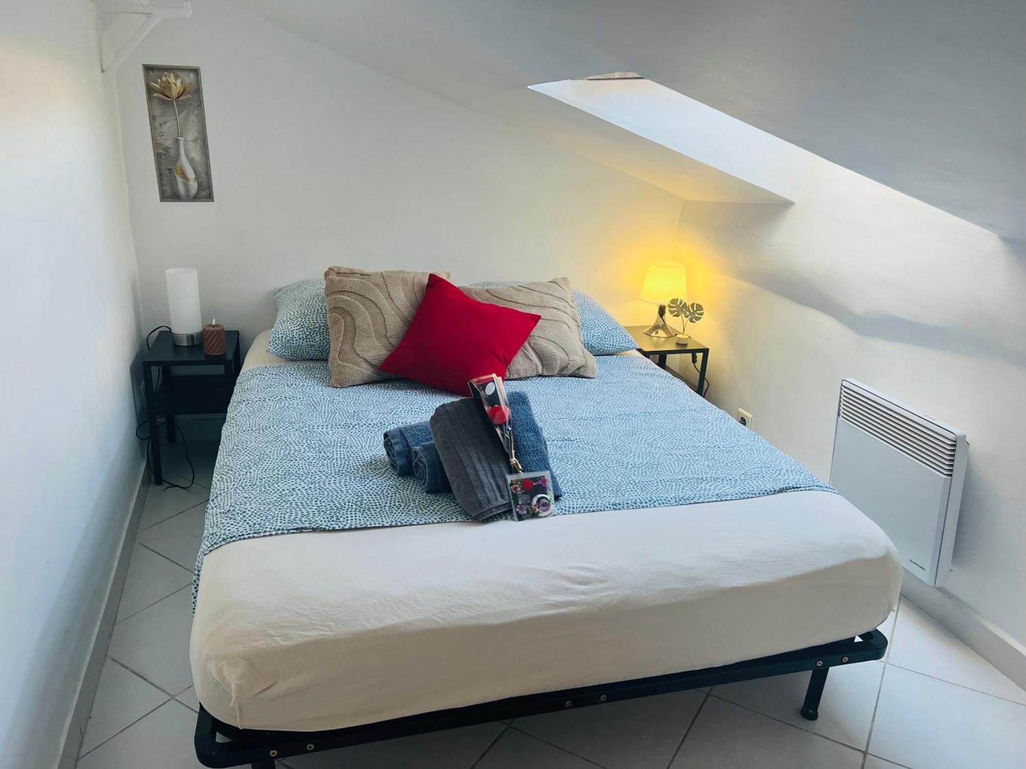 Evasion Romantique Sous Les Toits Au Coeur Du Vieux Appartamento